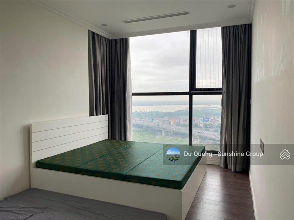 Bán căn góc 99.7m2  view sông hồng + cầu nhật tân  toà r3  ban công đông, giá 12 tỷ (sổ)