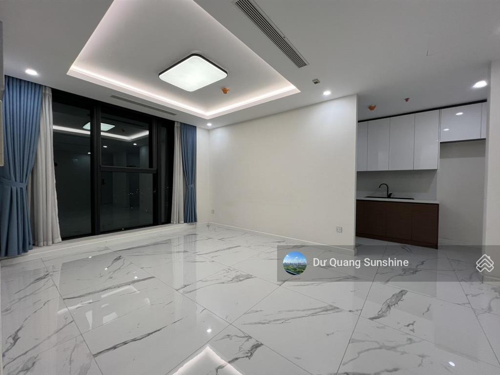 Bán gấp căn sunshine city 3 ngủ  96,7m2  view nội khu + quảng trường  giá 9,7 tỷ (đồ cơ bản)