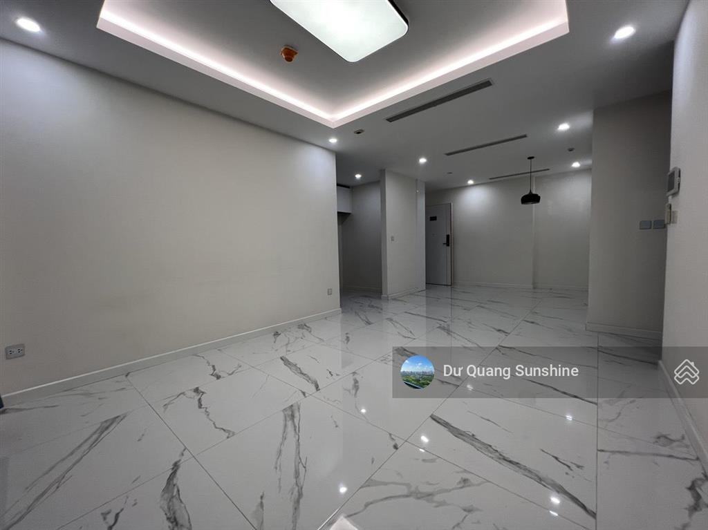 Bán gấp căn sunshine city 3 ngủ  96,7m2  view nội khu + quảng trường  giá 9,7 tỷ (đồ cơ bản)