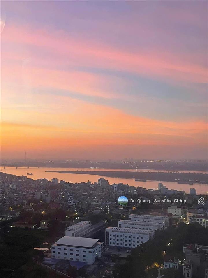 Bán căn 2 ngủ  58m2 sunshine riverside  giá 6,5 tỷ (full đồ)  view sông hồng  0966 470 ***