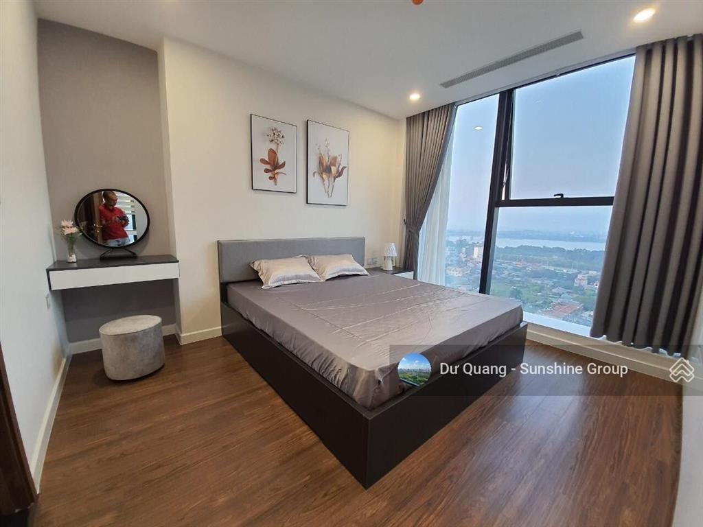 Gấp bán căn góc 3 phòng ngủ  97,5 m2 thông thuỷ  sunshine city  view sông  full đồ  sẵn sổ