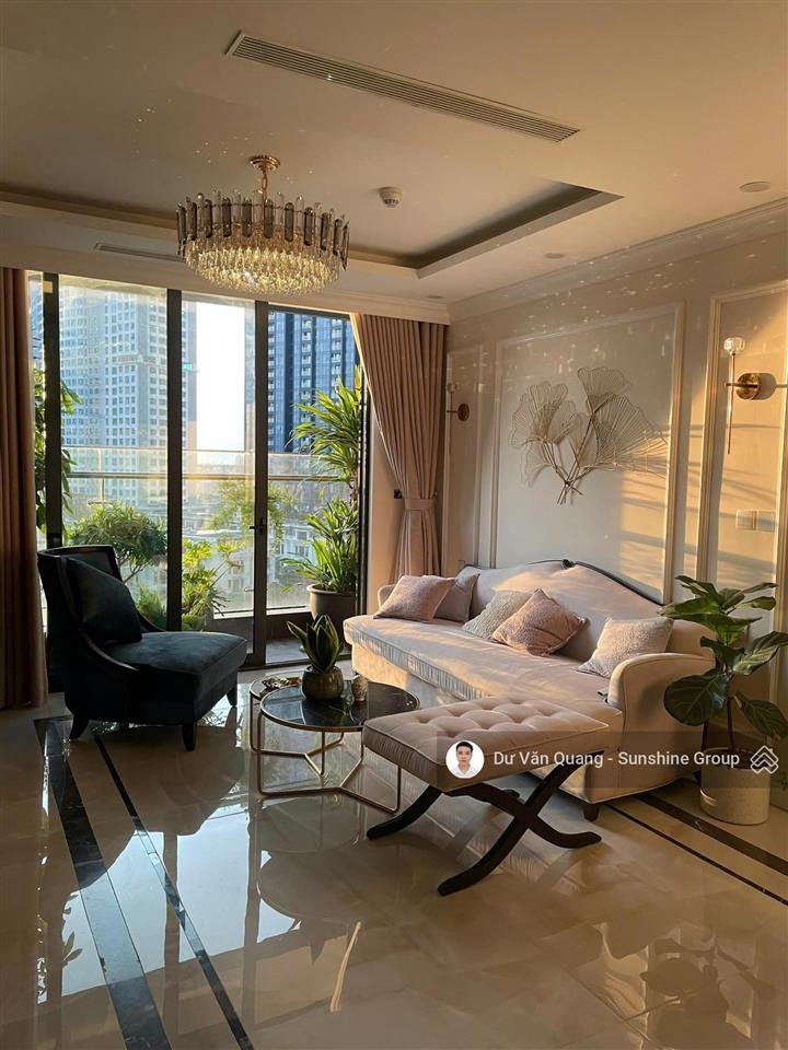 Bán căn 3ngủ sunshine city  98,4 m2  view nội khu + quảng trường  giá 10,x tỷ (full đồ đẹp)