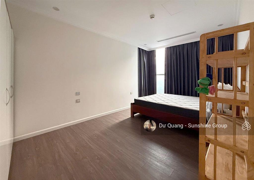 Bán căn 3 ngủ  sunshine riverside  99m2  tầng cao trung  full đồ rời  giá 9.8 tỷ (full đồ)