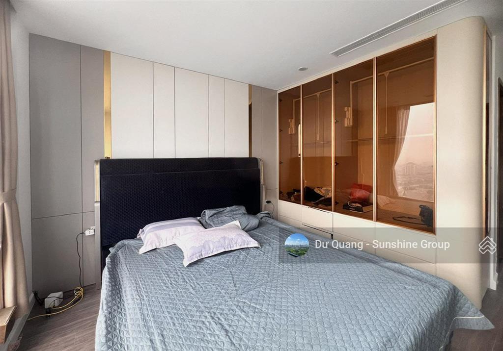 Bán duplex sunshine city view sân golf + hồ tây  160m2  4 ngủ  full đồ  giá 20.5 tỷ (sổ đỏ)