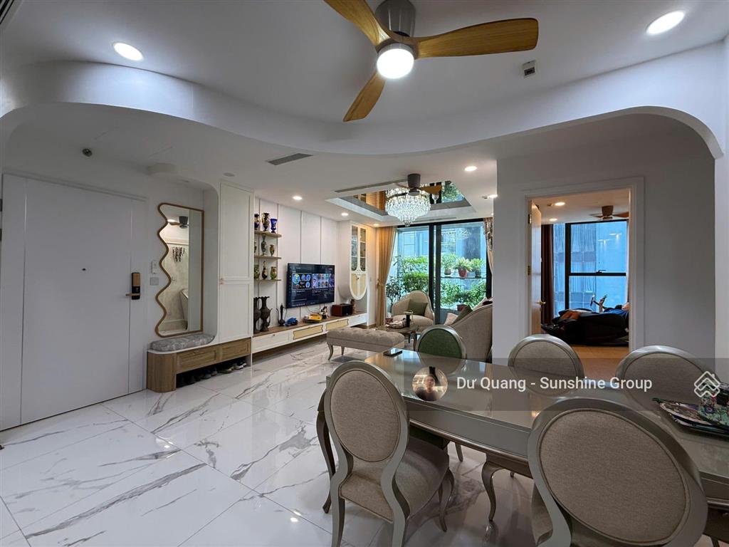 Bán căn sunshine city  105m2  căn góc 3 ngủ  full đồ đẹp như ảnh giá 11,5 tỷ ( sẵn sổ)