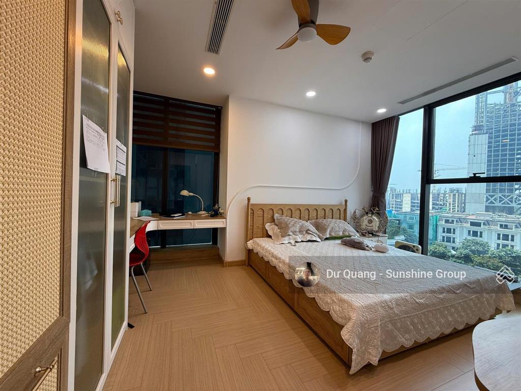 Bán căn sunshine city  105m2  căn góc 3 ngủ  full đồ đẹp như ảnh giá 11,5 tỷ ( sẵn sổ)