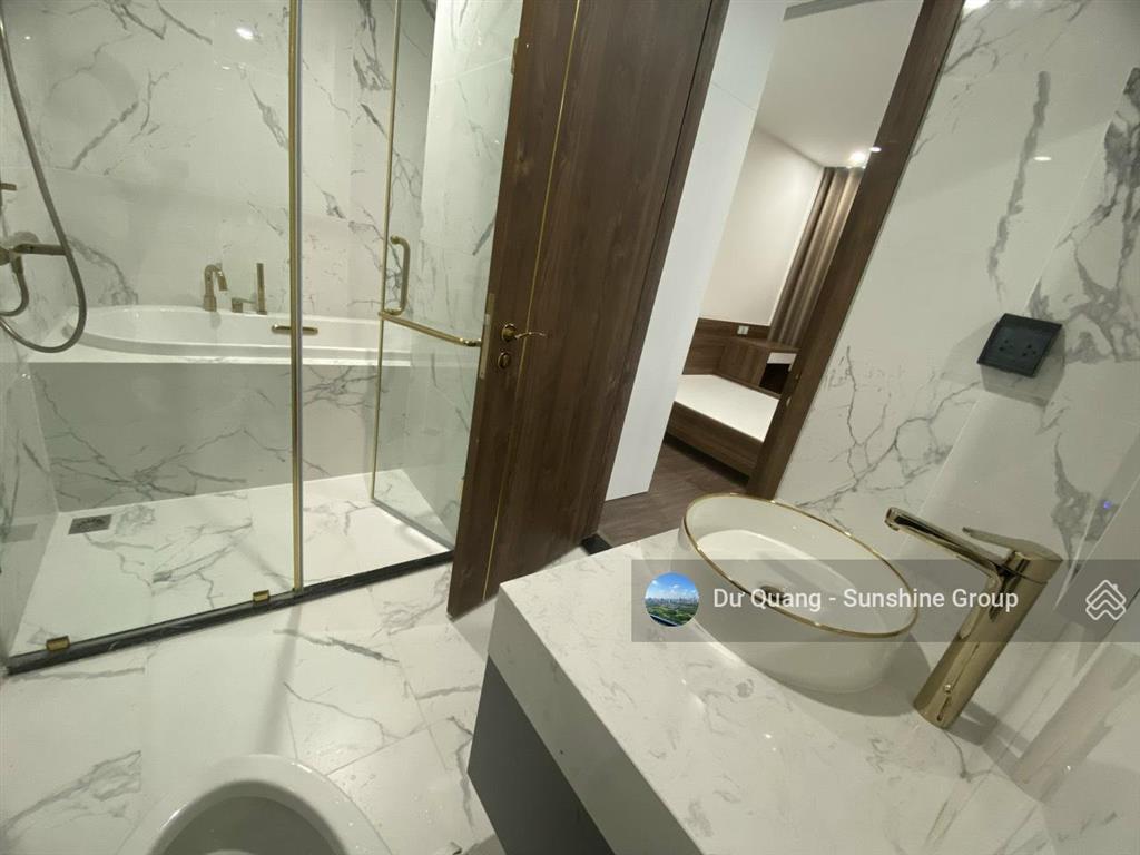 Bán căn 3 ngủ sunshine city  view nội khu + quảng trường  giá 8,9 tỷ (full đồ + sổ, bao phí)