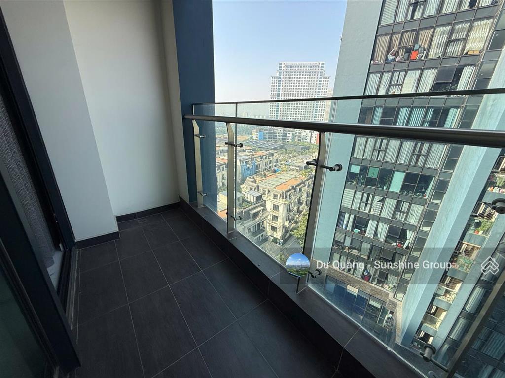 Bán căn sunshine city  103.8 m2  căn góc 3 ngủ view nội khu + bể bơi  giá 10.3 tỷ (bao phí sổ)