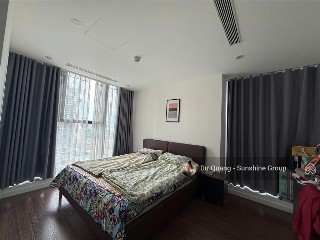 Bán căn sunshine city  103.8 m2  căn góc 3 ngủ view nội khu + bể bơi  giá 10.3 tỷ (bao phí sổ)