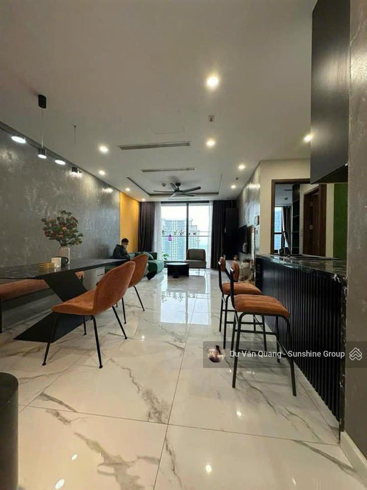 Bán căn 2 ngủ  view nội khu  full đồ đẹp  sunshine city  80,3m2  tầng trung đẹp  giá 8,3 tỷ