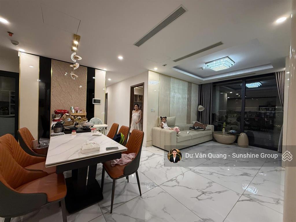 Bán căn góc 3 ngủ  104.3m2 sunshine city  tầng trung cao  giá 9,75 tỷ tòa s4  full đồ + sổ đỏ