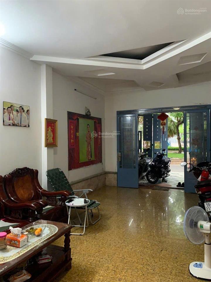 Mặt tiền đường số 20 phường 11 quận 6 ( 4 * 19 ) 13 tỷ tl