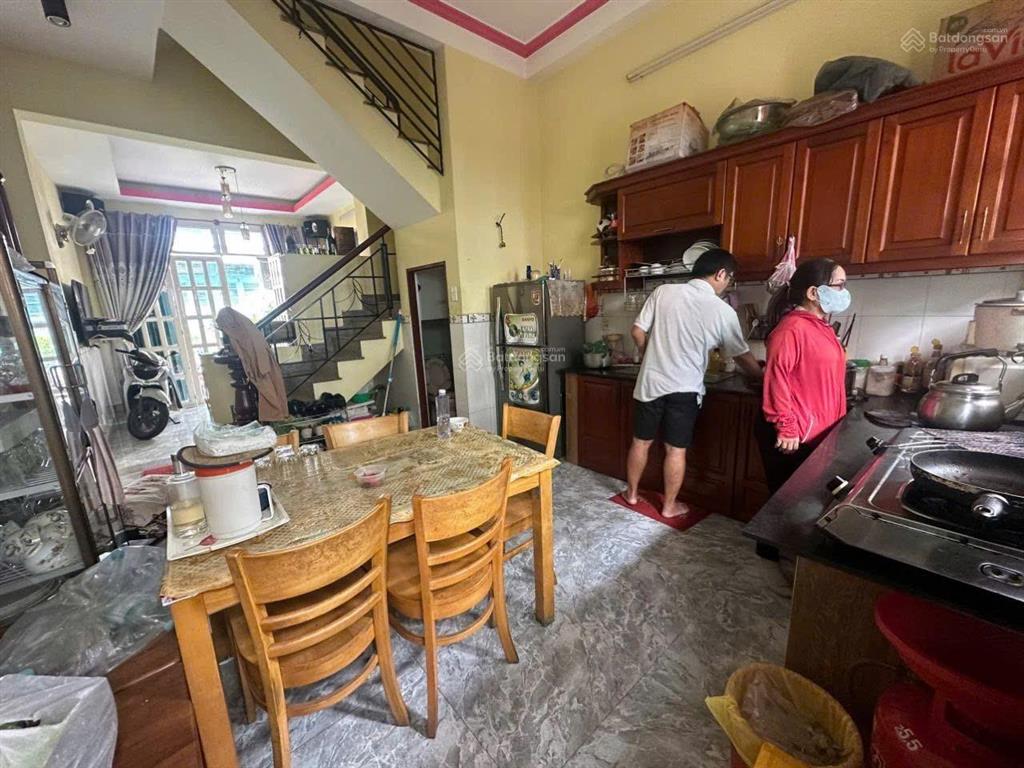 Chính chủ cần bán nhà 2 mặt tiền trước sau phường 10 quận 6 ( 4 * 10 ) 7,2 tỷ tl