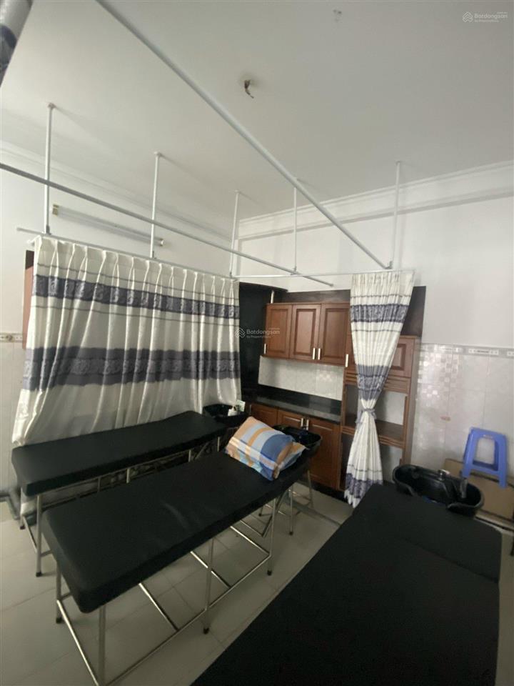 Nhà nguyên căn mtkd trương vĩnh ký p. tân sơn nhì. 4x20m. 1t2l có 4pn 3wc, nhà mới. nhận nhà ngay