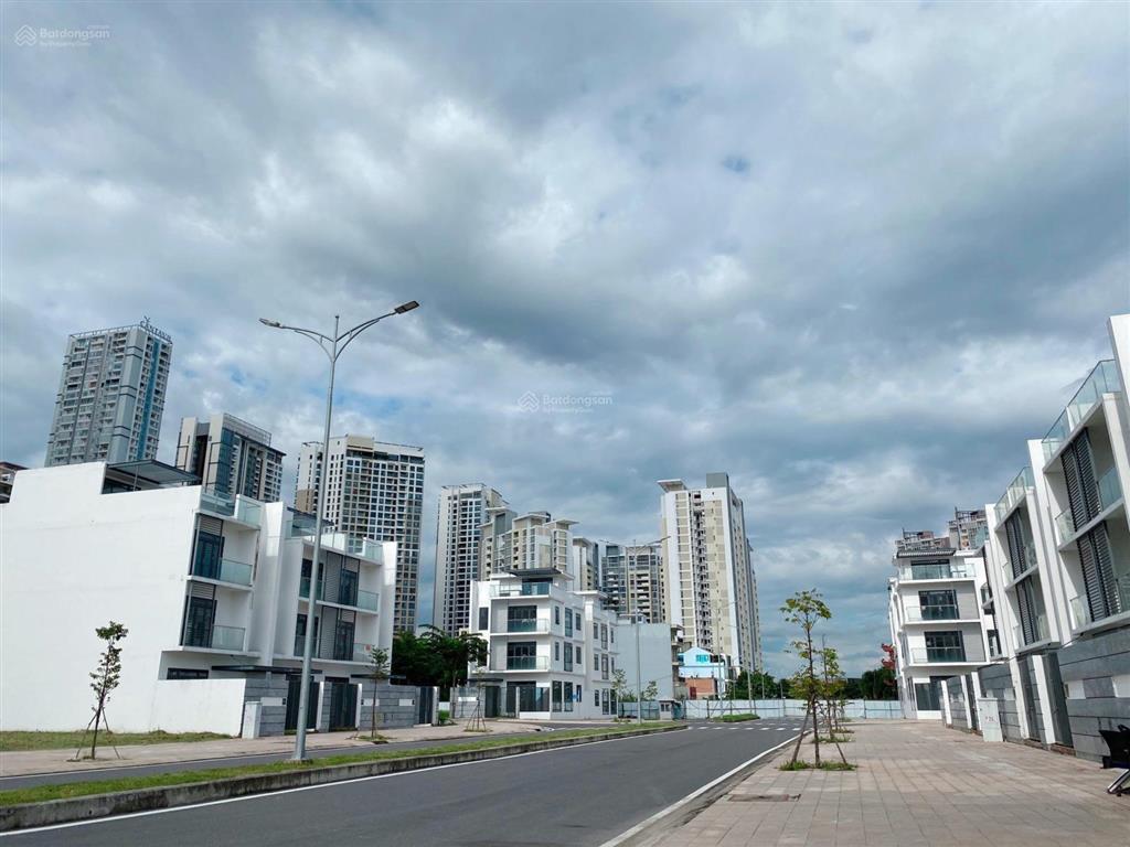 Cần bán căn an phú new city mặt tiền đường lớn 50 tỷ.  0975 734 ***