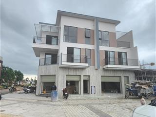 Nhà phố 1 trệt 2 lầu tại thành phố mới  hồ chí minh