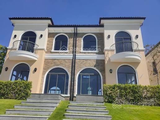 Cần thanh lý căn biệt thự song lập novaworld bình châu. căn góc view công viên nước tropicana