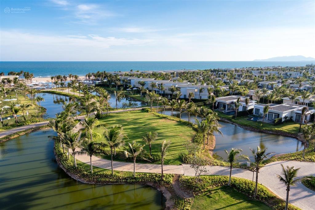 Cần bán gấp giảm 5 tỷ căn góc villa view hồ 2pn hơn 550m2 melia hamptons hồ tràm full nội thất