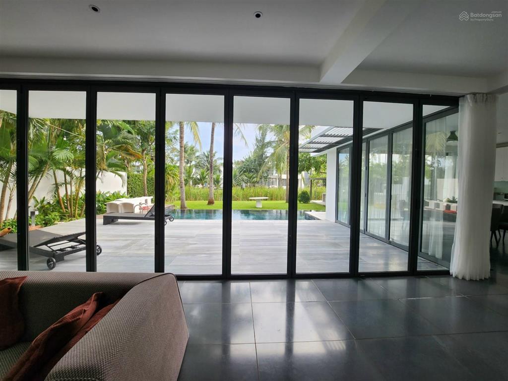 Bán cắt lỗ hơn 10 tỷ villa sanctuary hồ tràm 5pn đơn lập 708,5m2 view hồ, chỉ 16 tỷ full