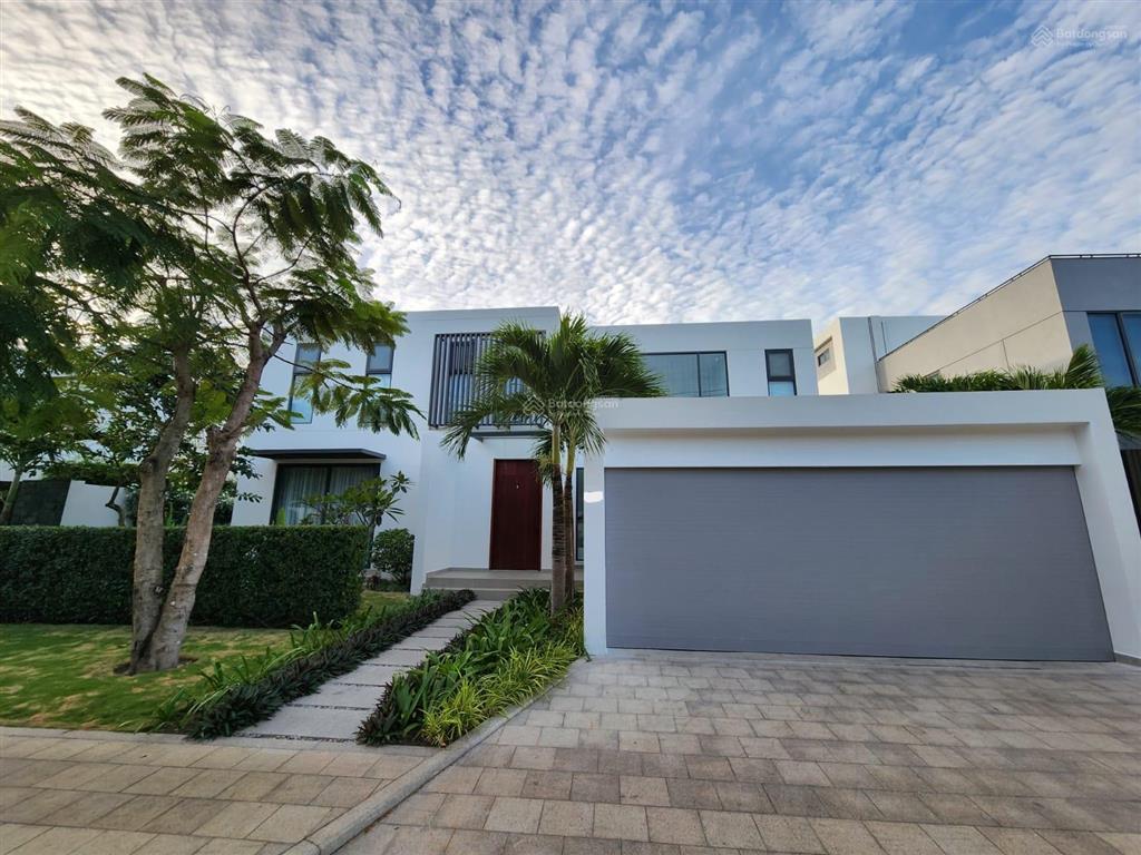 Bán cắt lỗ hơn 10 tỷ villa sanctuary hồ tràm 5pn đơn lập 708,5m2 view hồ, chỉ 16 tỷ full