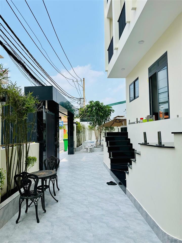 Bán căn hộ dịch vụ 43 căn hộ p. tăng nhơn phú (a, q9 cũ) tp. hcm. thu nhập 2.4 tỷ/năm.