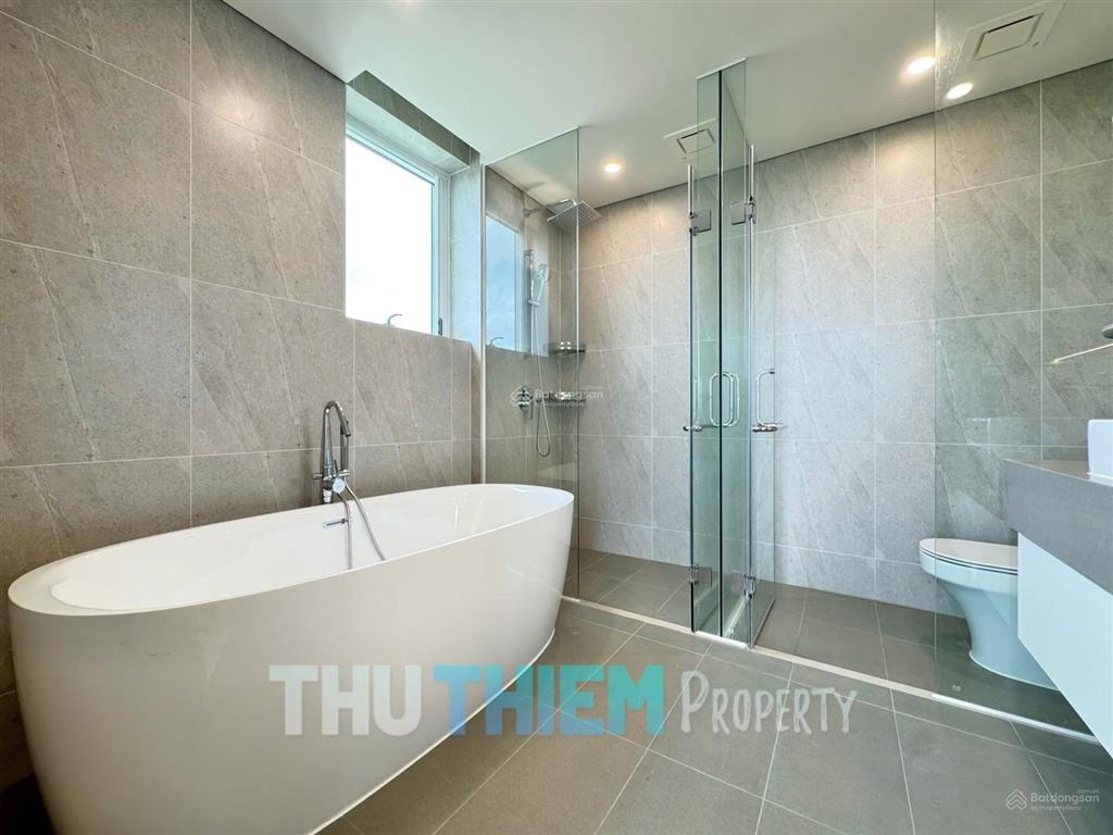 Cho thuê 4pn zeit river thủ thiêm view sông  tầng cao  nhà mới 100%, nắm pass xem 24/7