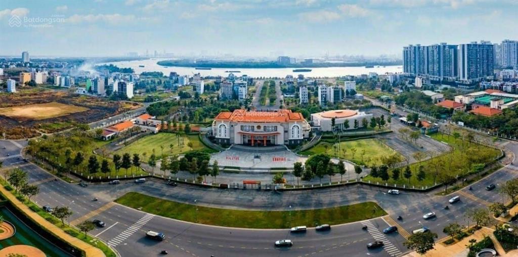 Bán nền đất dự án huy hoàng p. cát lái (p. thạnh mỹ lợi quận 2 cũ) dt 8x20m giá 260tr/m2,