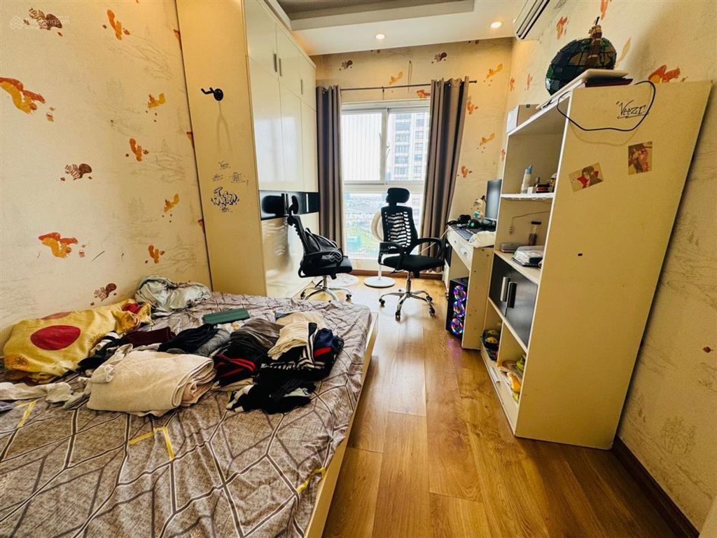 Bán căn góc 126m2 3pn vườn đào tây hồ, 2 ban công, view cầu nhật tân sông hồng