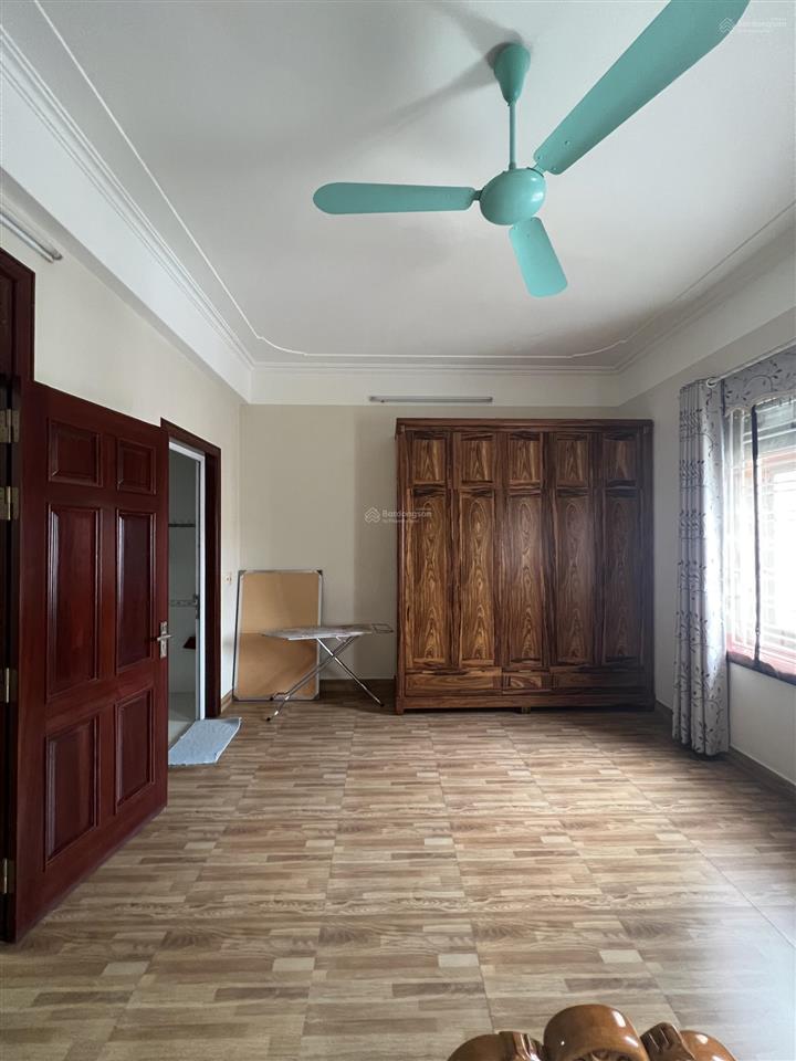 Bán nhà 4 tầng cột 5 hạ long quảng ninh