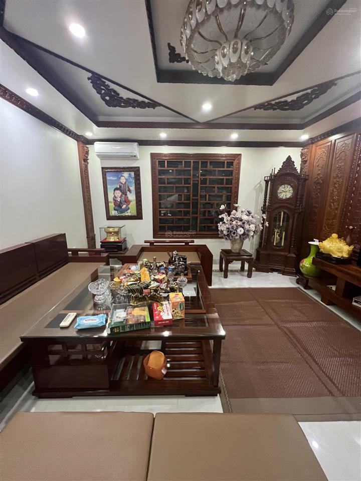 Bán nhà 3 tầng cột 3 hạ long quảng ninh