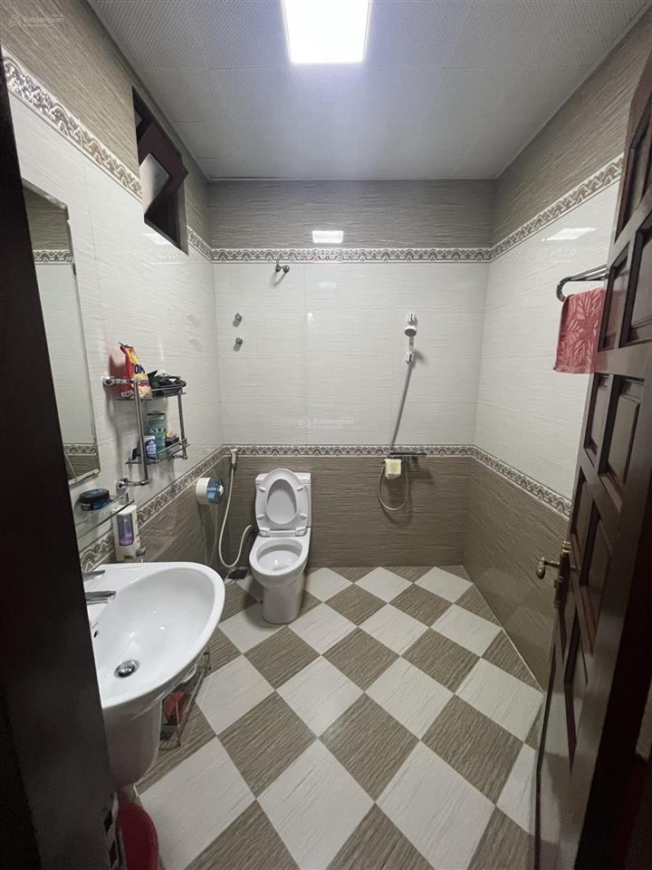 Bán nhà 3 tầng cột 3 hạ long quảng ninh