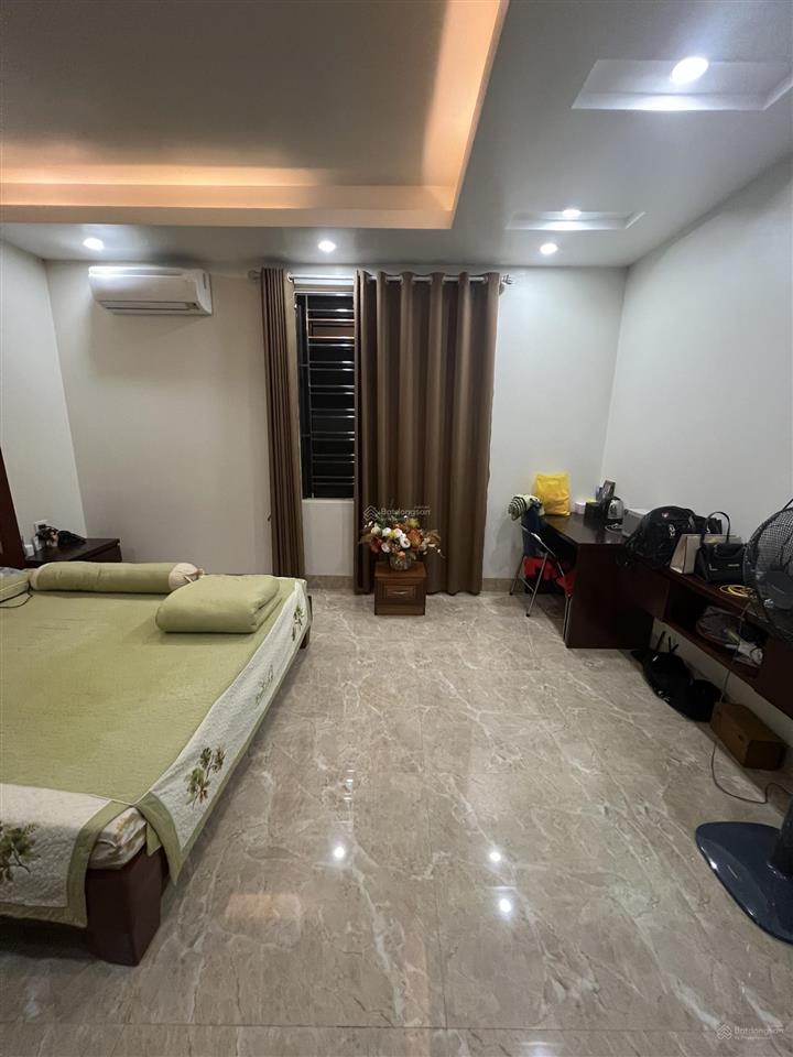 Bán nhà 3 tầng cột 3 hạ long quảng ninh