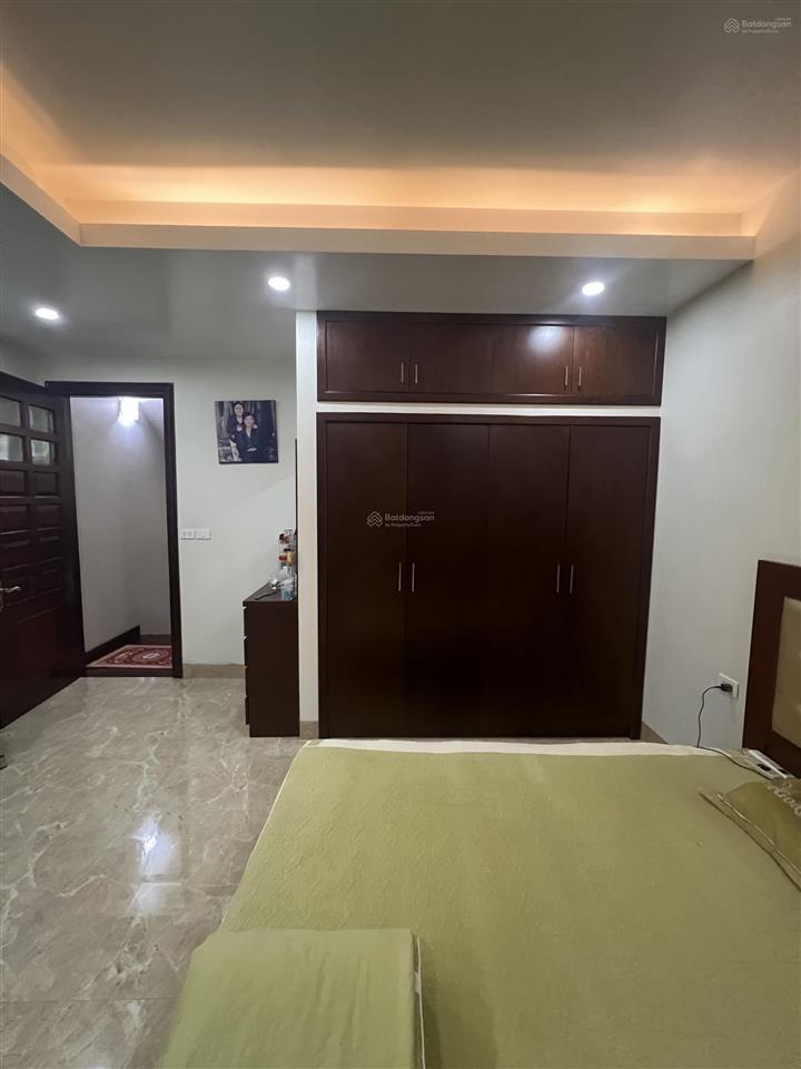 Bán nhà 3 tầng cột 3 hạ long quảng ninh