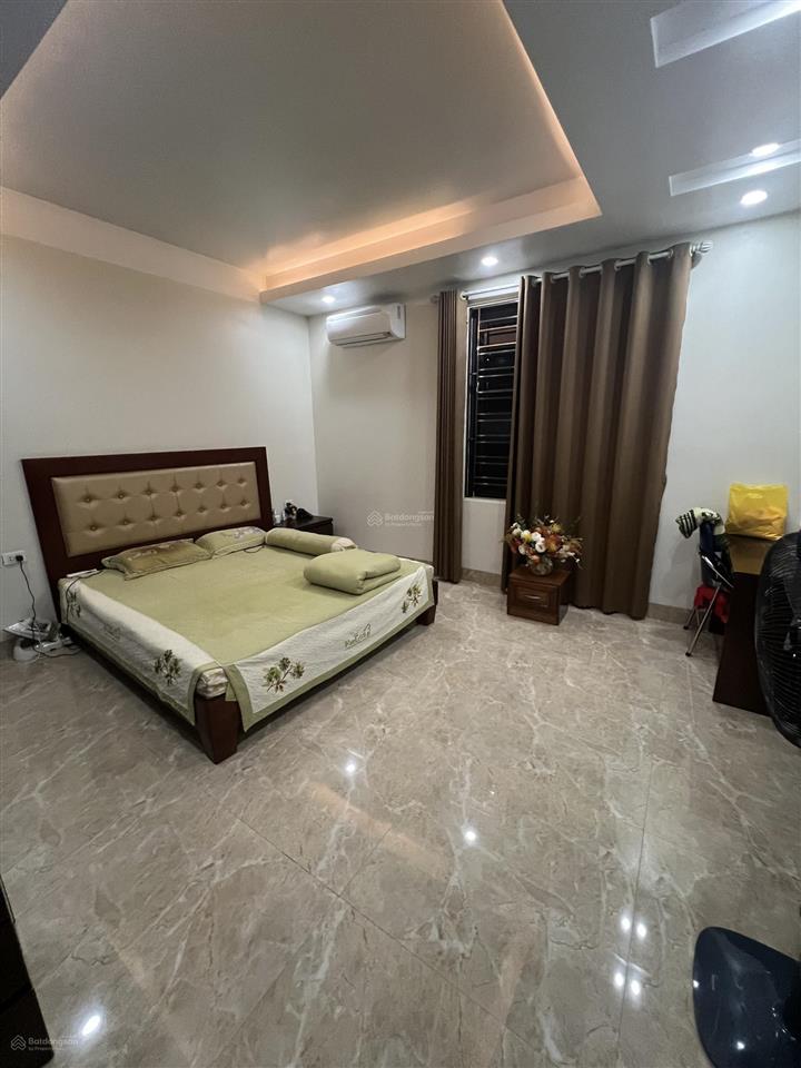 Bán nhà 3 tầng cột 3 hạ long quảng ninh