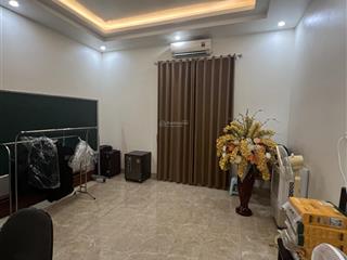 Bán nhà cột 3 hồng hải , hạ long , quảng ninh hướng đn kinh doanh tốt