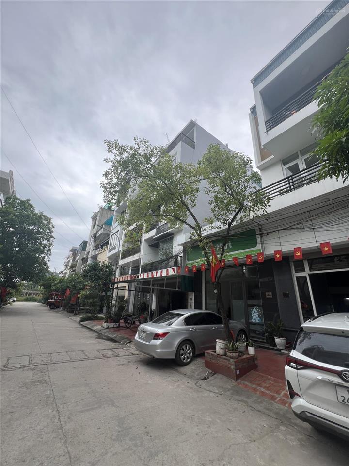 Bán đất sau chợ cột 8 hồng hà hạ long