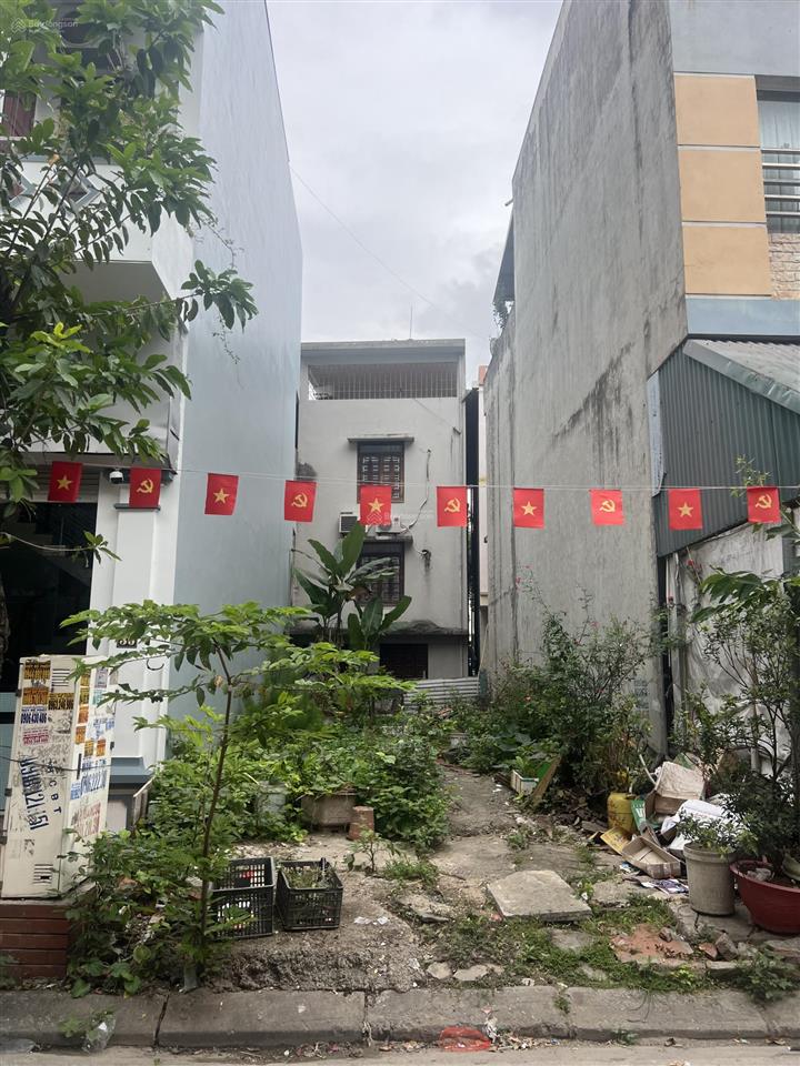 Bán đất sau chợ cột 8 hồng hà hạ long