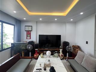 Bán nhà 5,5 tầng yết kiêu hạ long