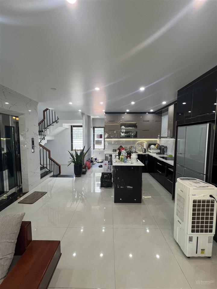 Bán nhà 5,5 tầng yết kiêu hạ long