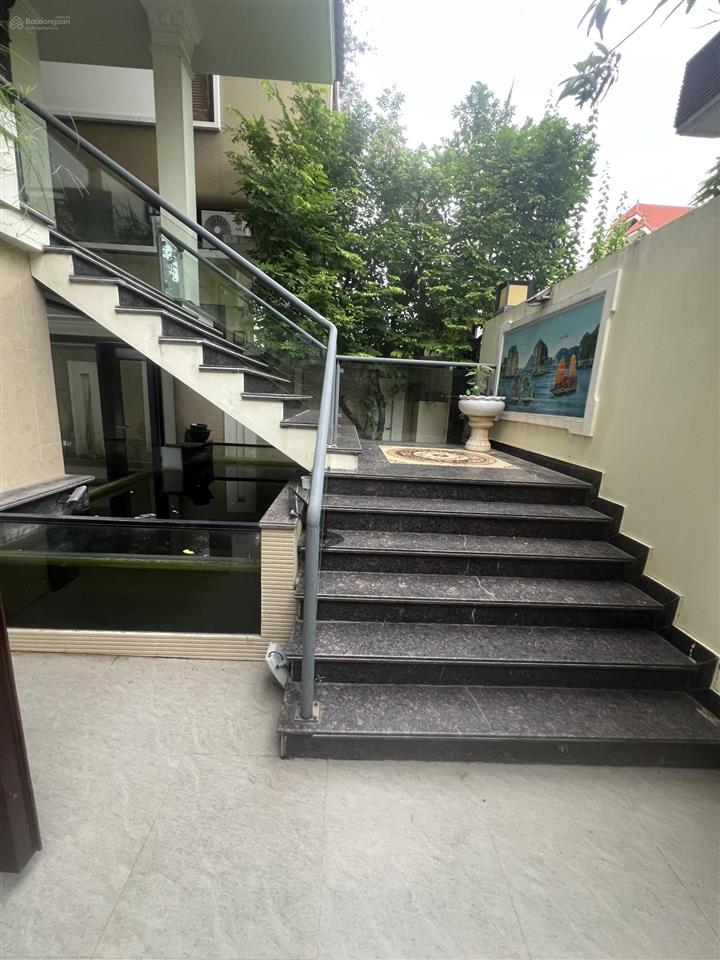 Bán nhà biệt thự cột 5 hạ long giá cực tốt