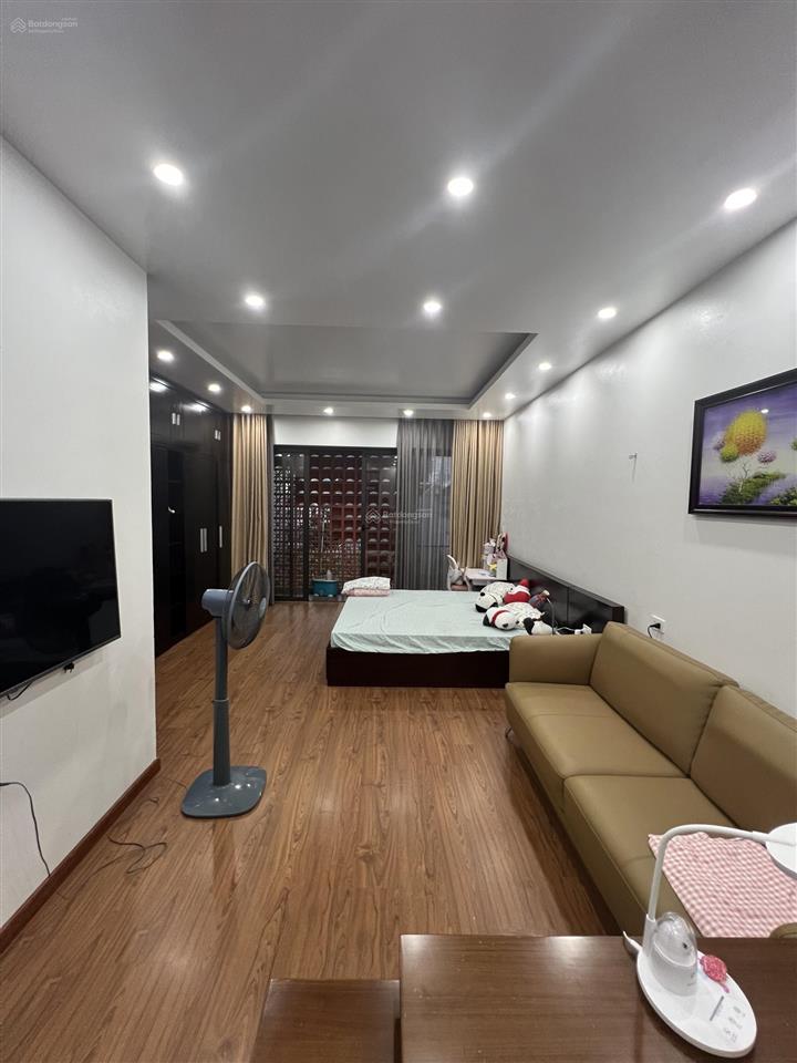 Bán nhà 85m2 cạnh bãi tắm hòn gai hạ long quảng ninh
