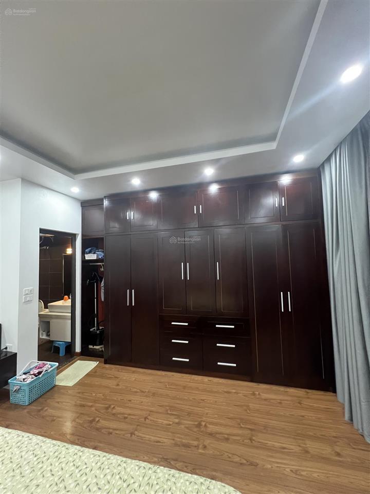 Bán nhà 85m2 cạnh bãi tắm hòn gai hạ long quảng ninh