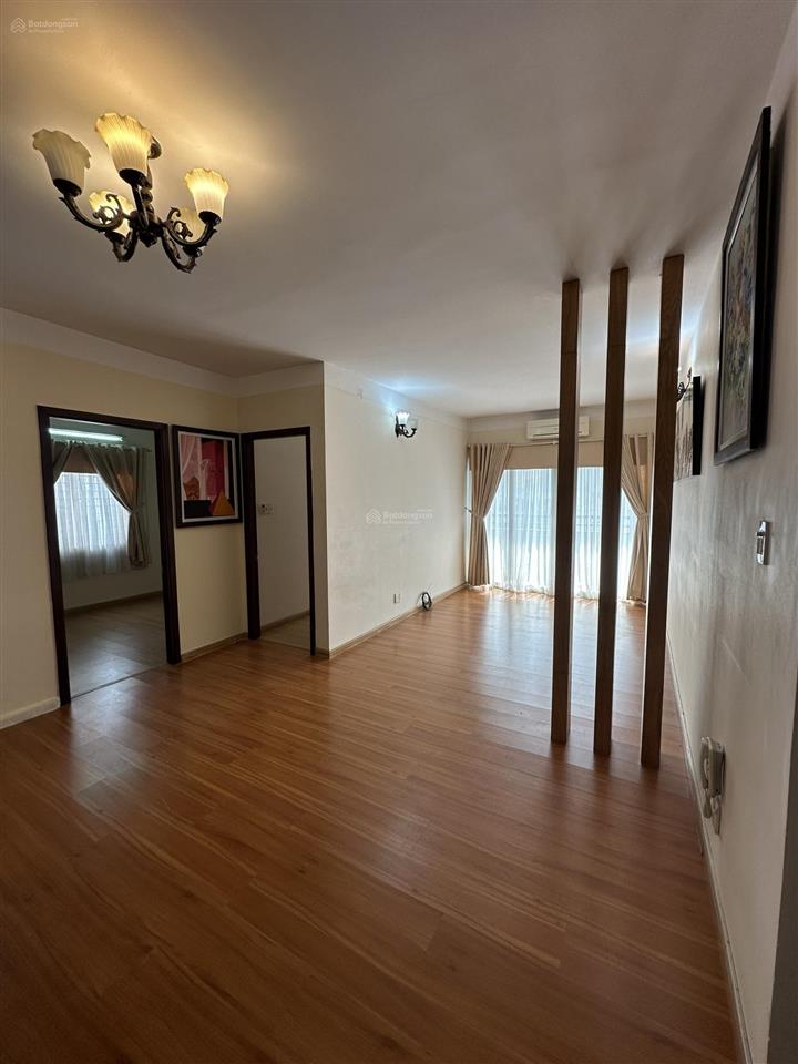 Chính chủ cần bán nhanh căn hộ chung cư orient 331 bến vân đồn phường 1 quận 4 diện tích 100m2