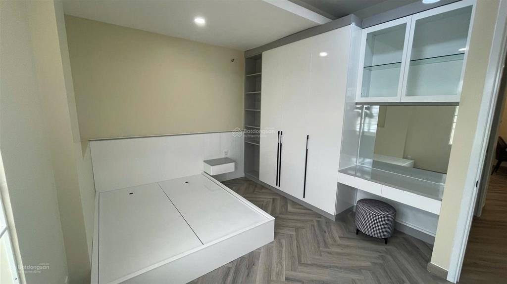 Cần bán căn hộ b5 số 12b, đường 48, phường 3, quận 4, tp.hcm, diện tích 75m2