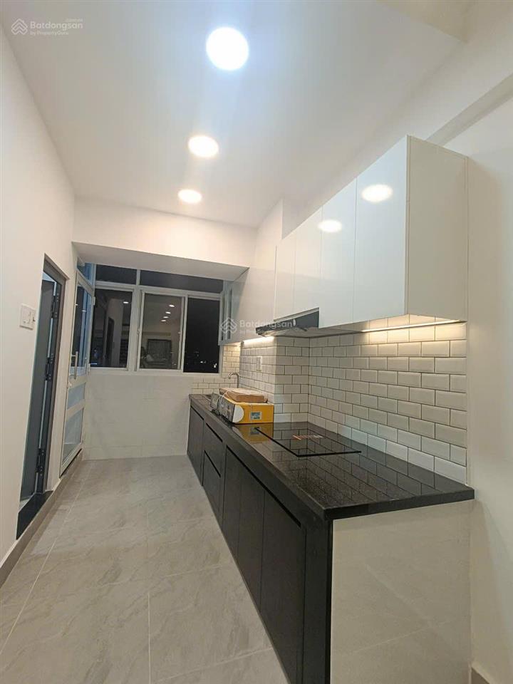 Chính chủ cần bán căn hộ chung cư h3 đ/c 384 hoàng diệu, phường 6 ,quận 4, diện tích 75m2,
