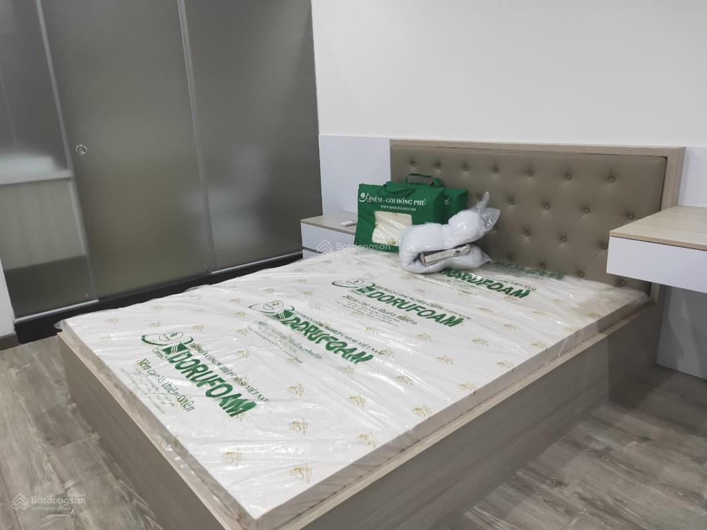 Chính chủ cần cho thuê căn hộ chung cư cosmo city 99 nguyễn thị thập, tân phú, quận 7