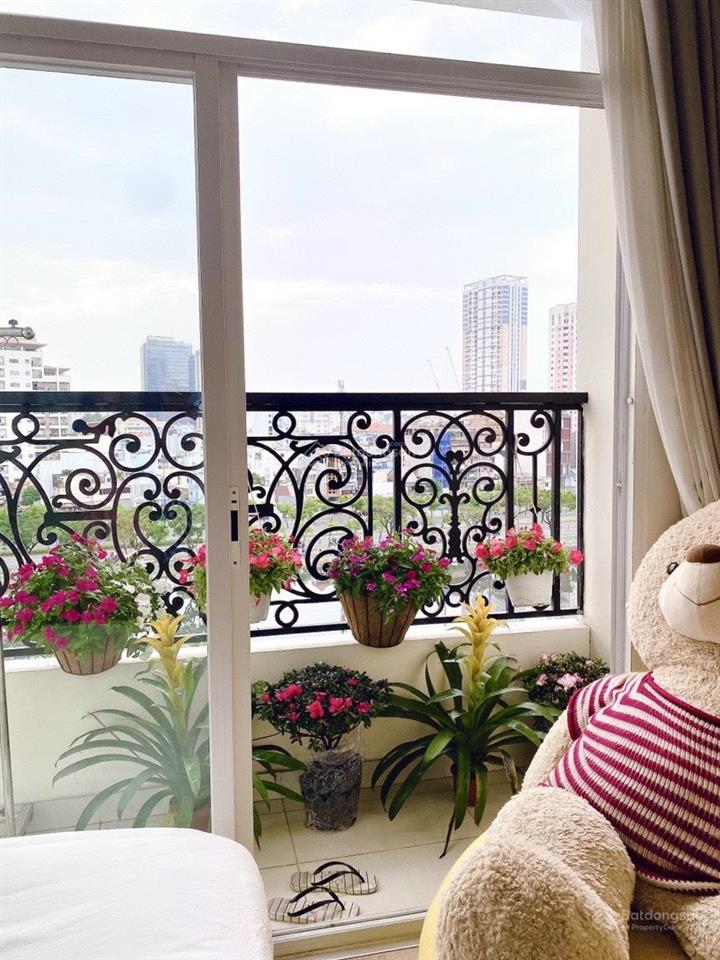 Chính chủ cần bán căn hộ grand riverside, 283 bến vân đồn, phường 2, quận 4, diện tích 105m2, 3pn