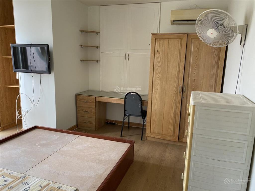 Chính chủ cần bán căn hộ chung cư thuận việt, 319 lý thường kiệt, phường 15, quận 11