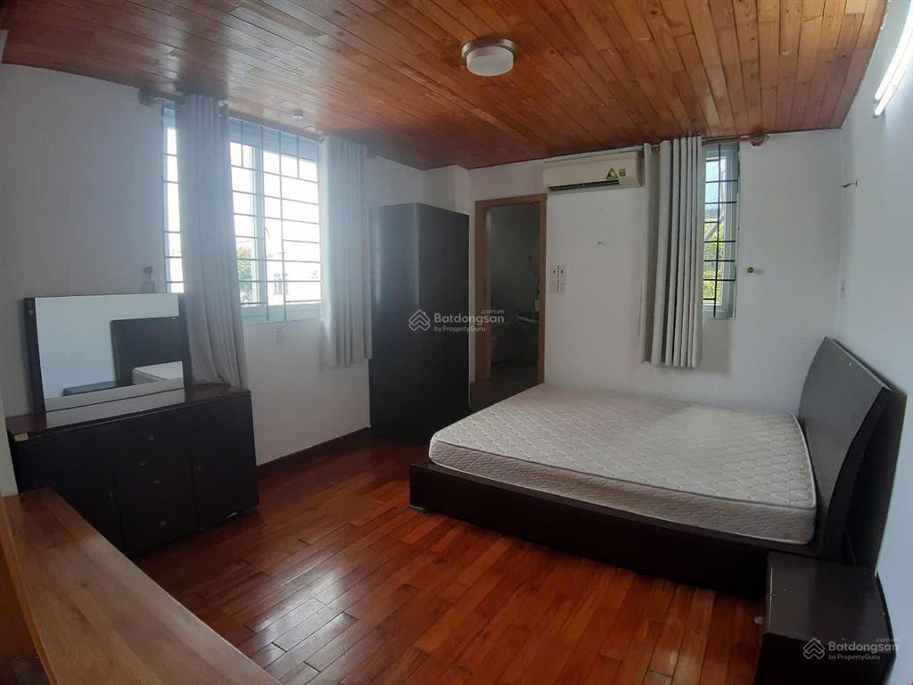 Cần cho thuê căn hộ tôn thất thuyết penthouse, tốt tôn thất thuyết, quận 4, diện tích 100m2,