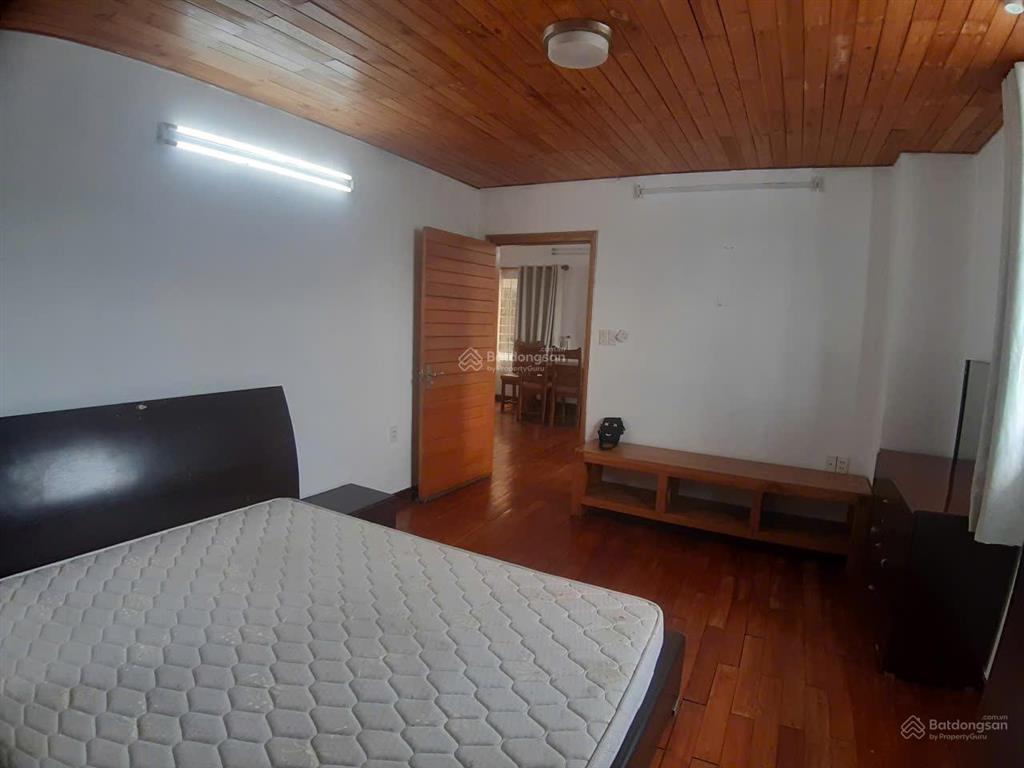 Cần cho thuê căn hộ tôn thất thuyết penthouse, tốt tôn thất thuyết, quận 4, diện tích 100m2,